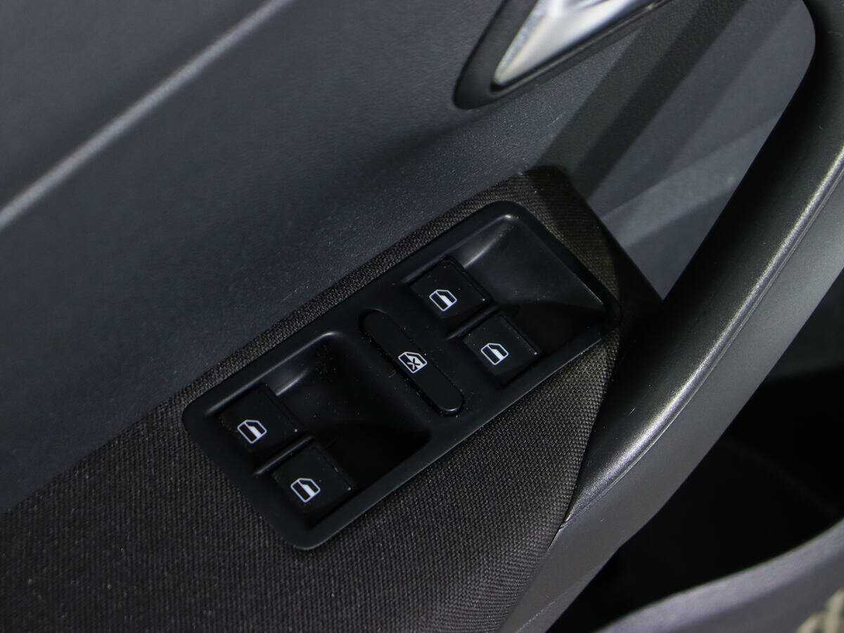 Купить Volkswagen Polo, 2017, 105 940 км.. Фото: #13