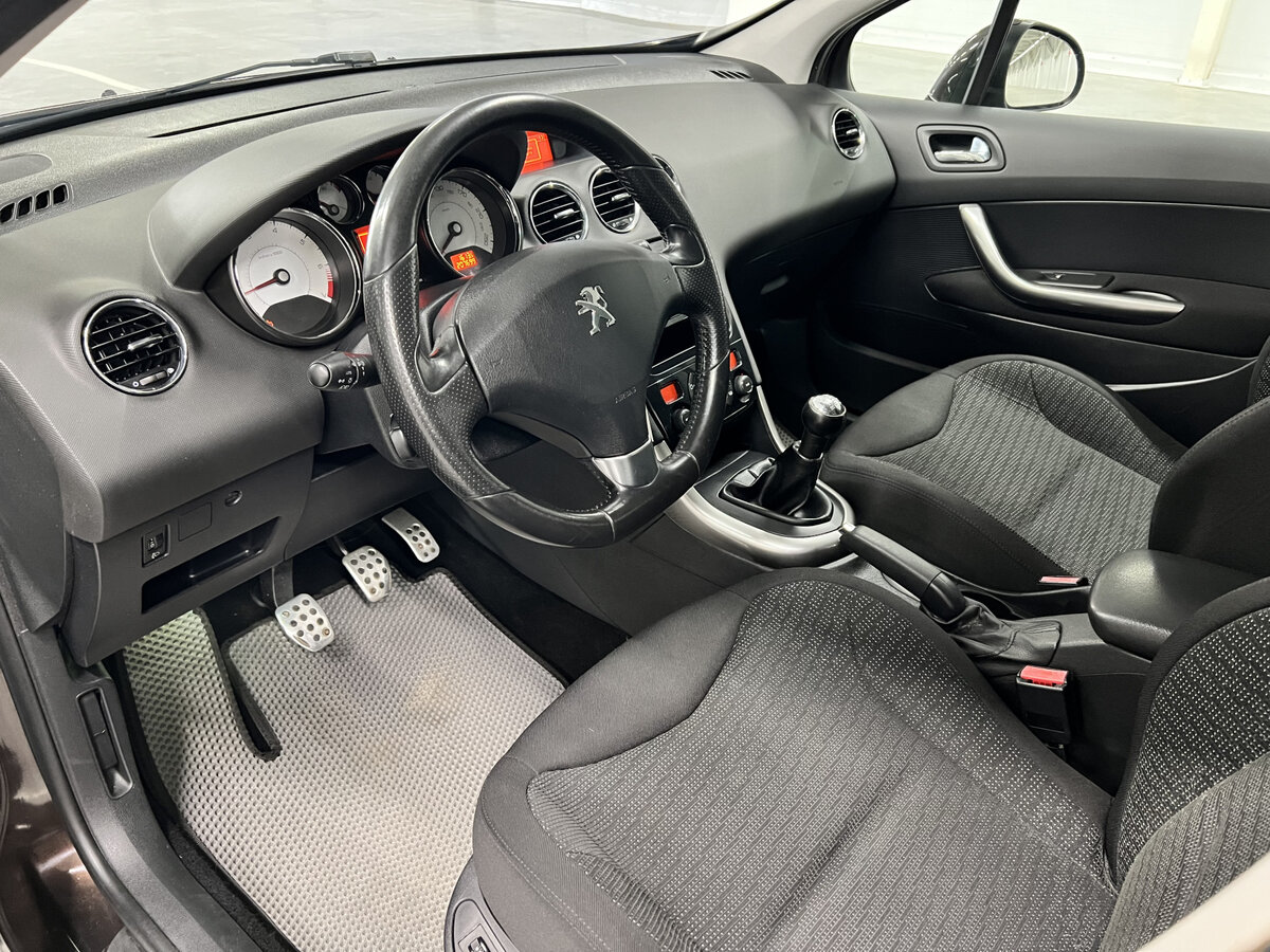 Купить Peugeot 308, 2012, 207 668 км.. Фото: #14