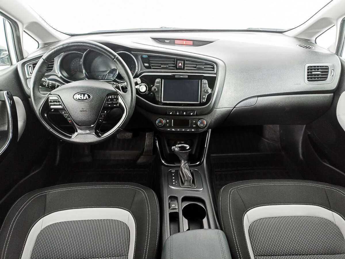 Купить Kia Ceed, 2018, 50 946 км.. Фото: #13