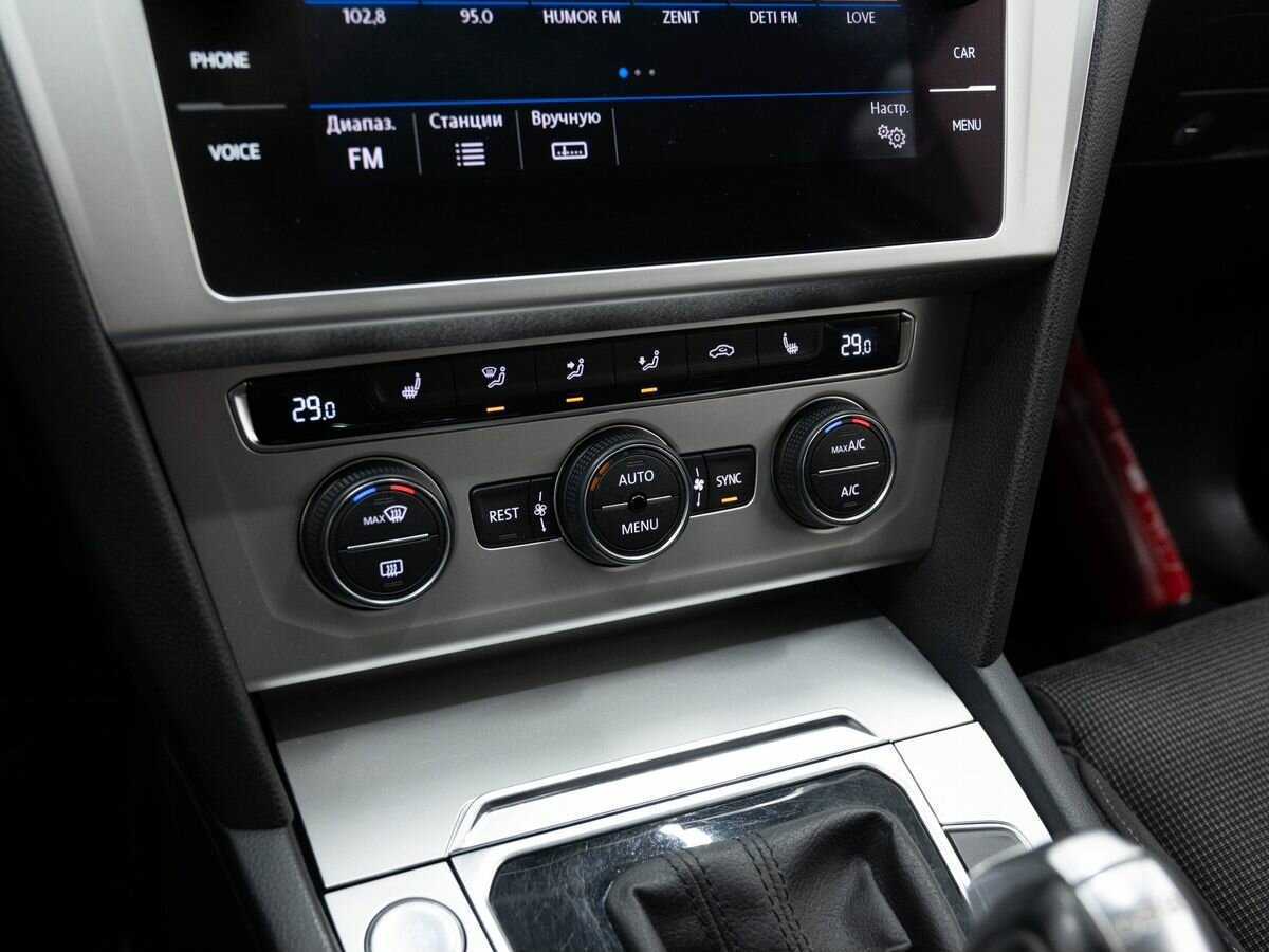 Купить Volkswagen Passat, 2018, 225 564 км.. Фото: #17