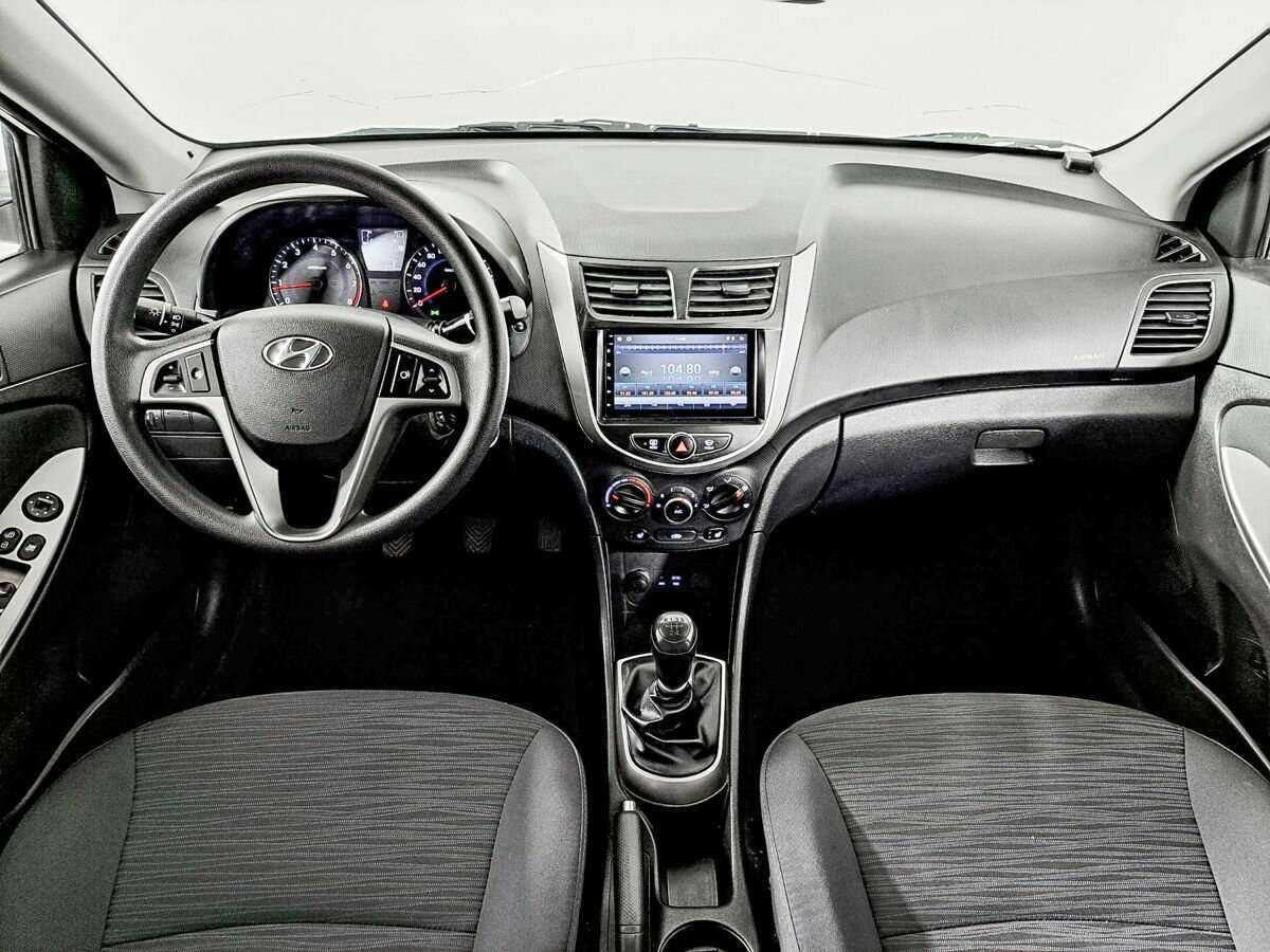 Купить Hyundai Solaris, 2016, 115 896 км.. Фото: #9