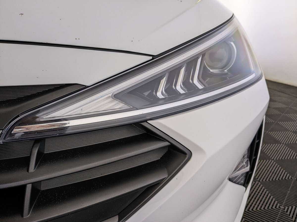 Купить Hyundai Elantra, 2020, 68 111 км.. Фото: #10