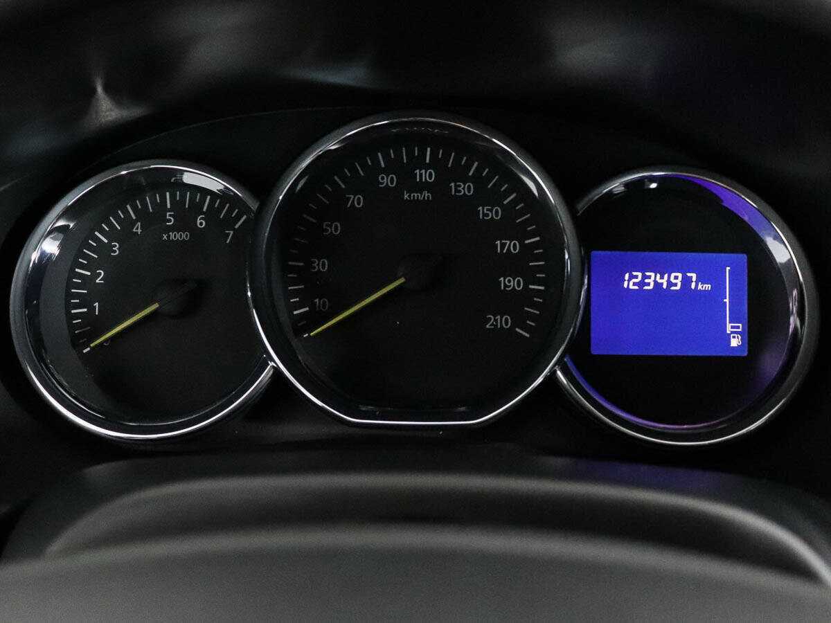 Купить Renault Logan, 2018, 124 000 км.. Фото: #9