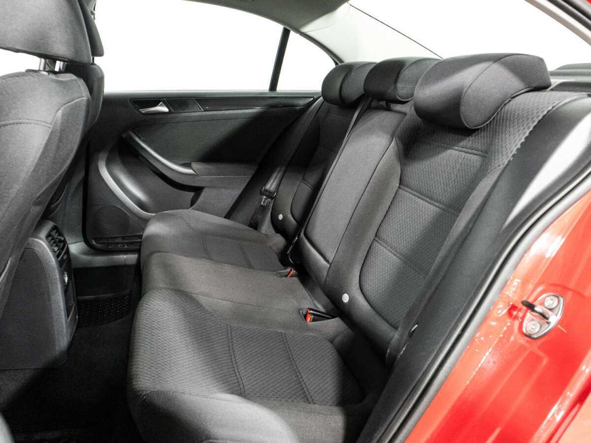 Купить Volkswagen Jetta, 2012, 198 799 км.. Фото: #9