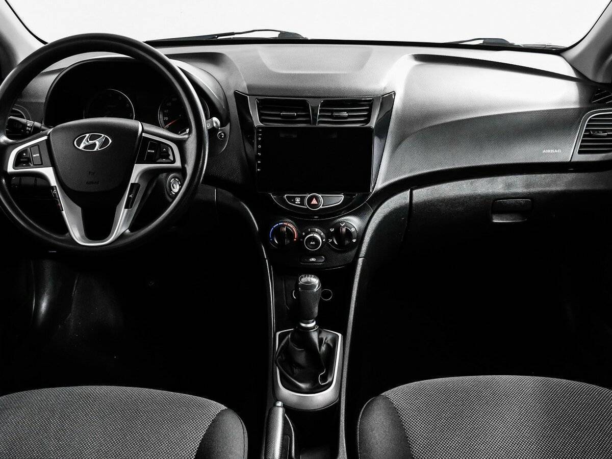 Купить Hyundai Solaris, 2012, 191 908 км.. Фото: #10
