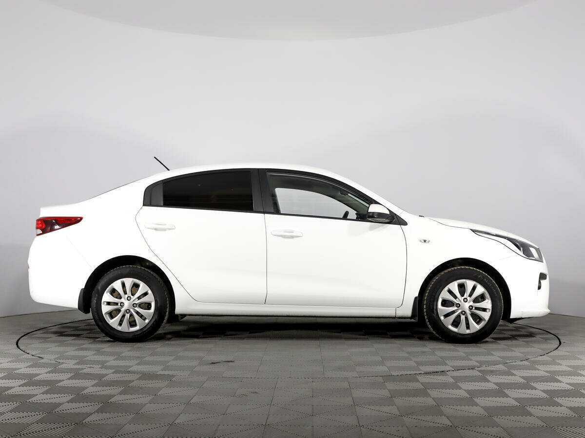 Купить Kia Rio, 2017, 84 809 км.. Фото: #3