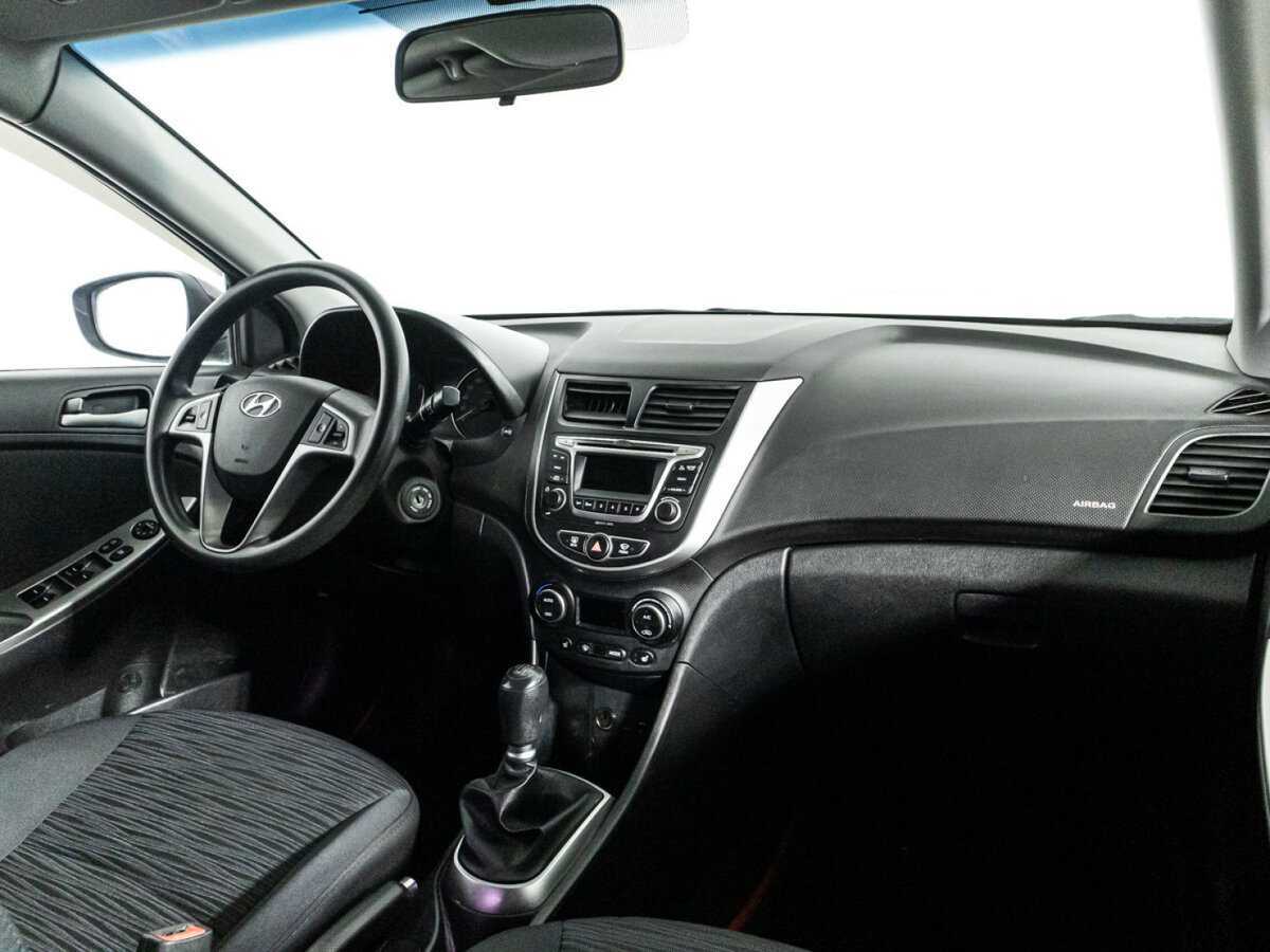 Купить Hyundai Solaris, 2016, 112 384 км.. Фото: #8