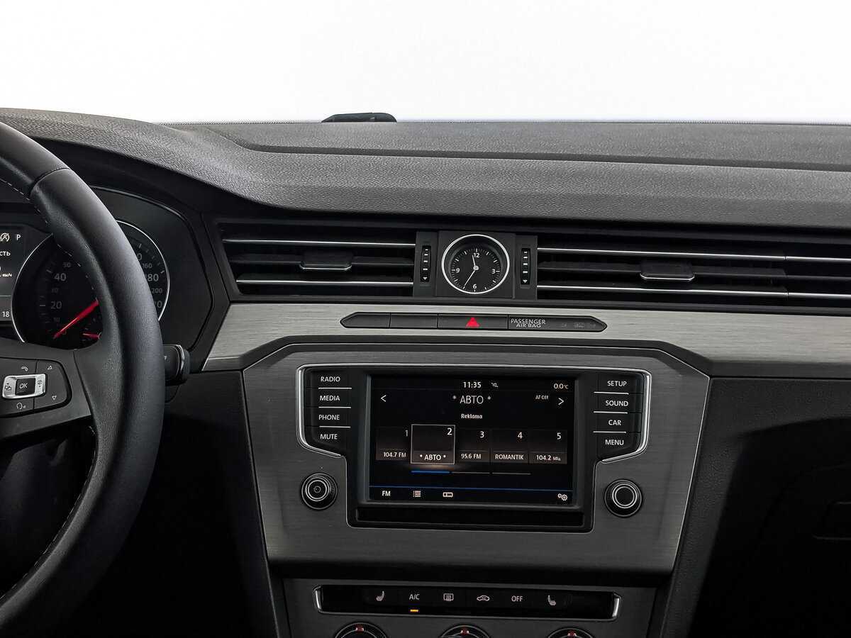 Купить Volkswagen Passat, 2017, 120 532 км.. Фото: #16