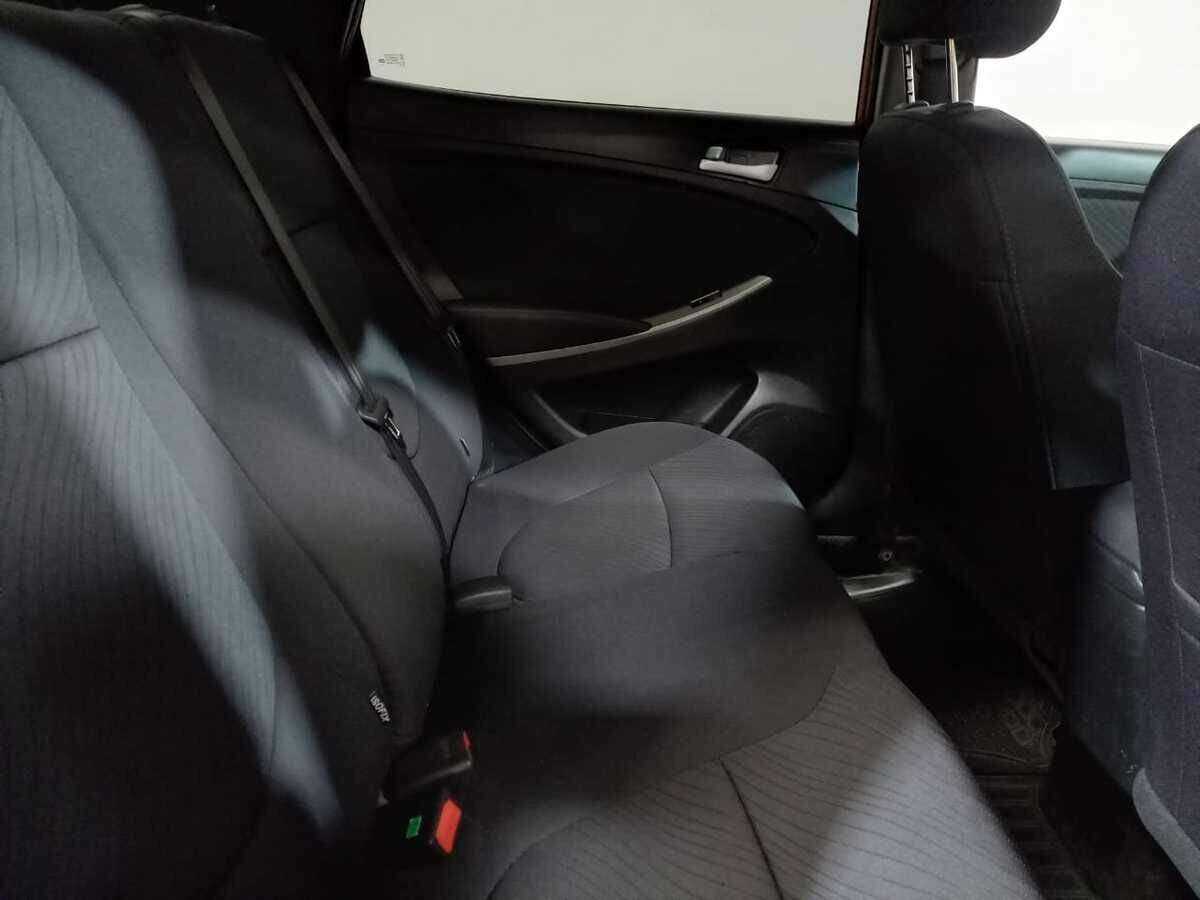 Купить Hyundai Solaris, 2016, 104 665 км.. Фото: #10