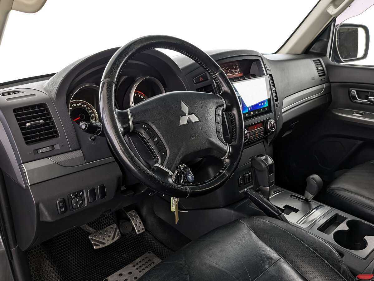 Купить Mitsubishi Pajero, 2013, 297 525 км.. Фото: #14