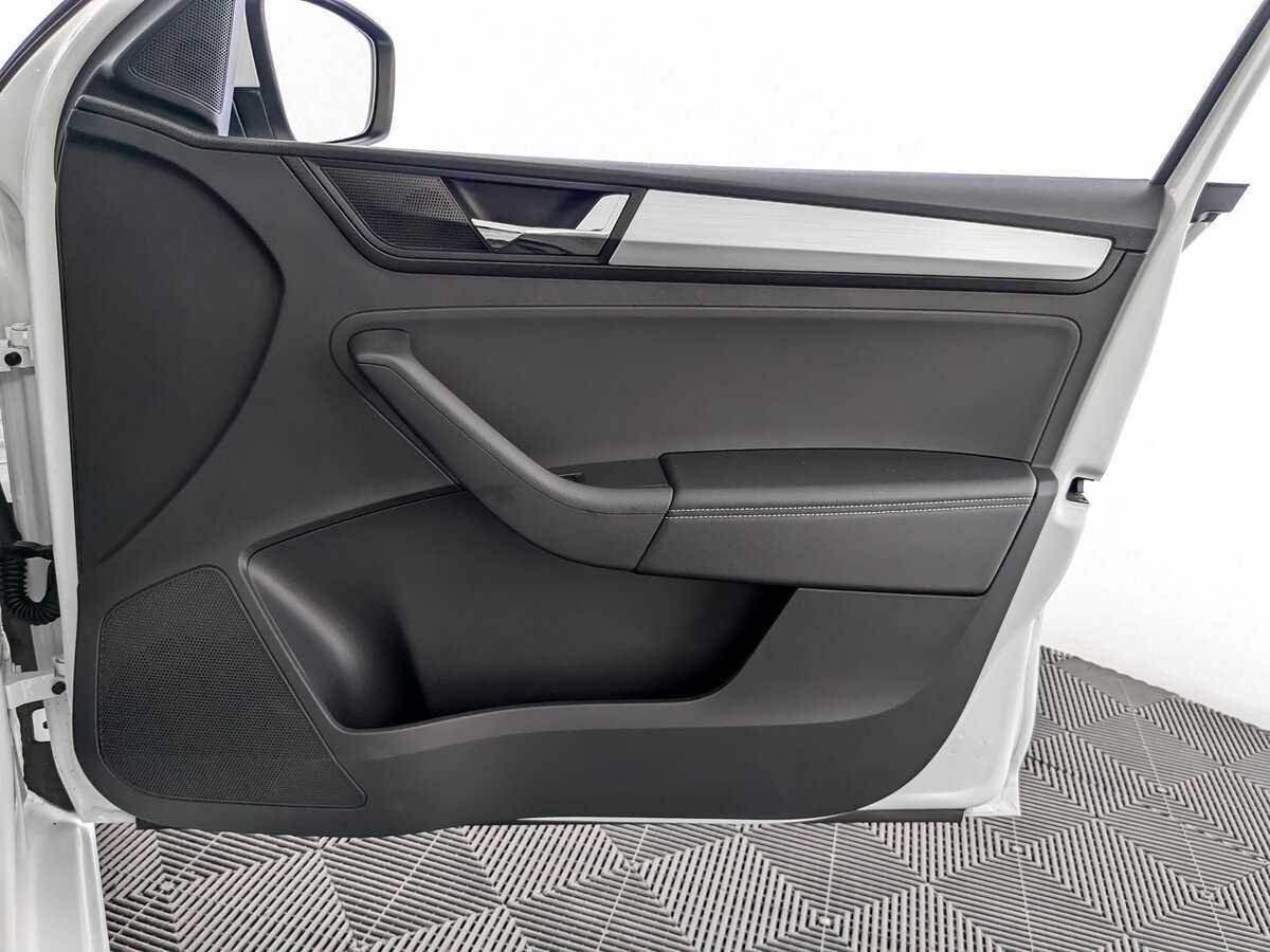 Купить Skoda Rapid, 2019, 48 213 км.. Фото: #19