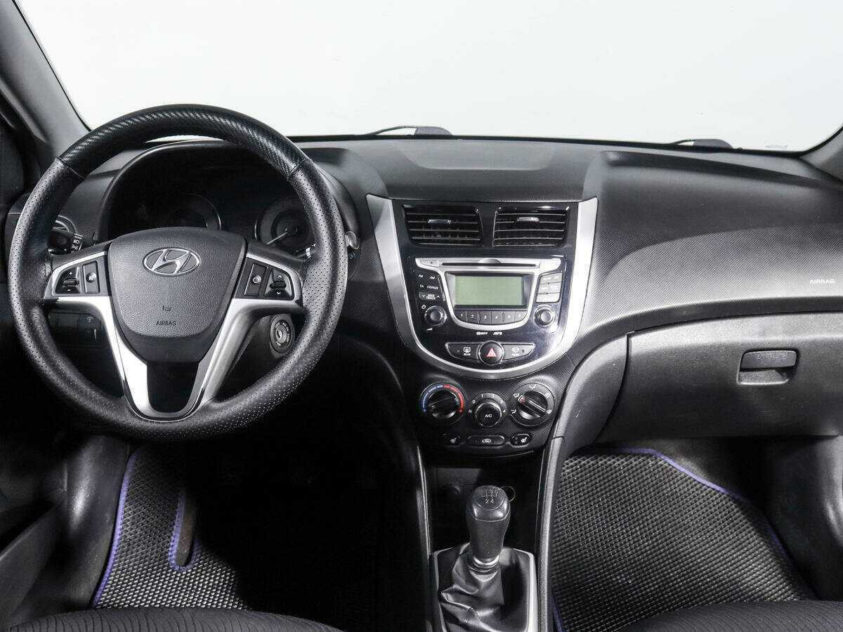Купить Hyundai Solaris, 2013, 219 486 км.. Фото: #9