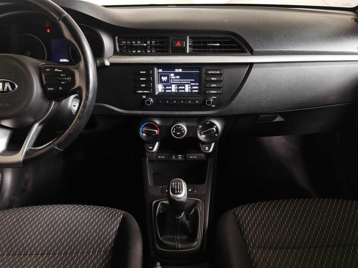 Купить Kia Rio, 2018, 162 350 км.. Фото: #10