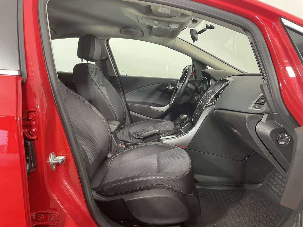 Купить Opel Astra, 2013, 112 653 км.. Фото: #13