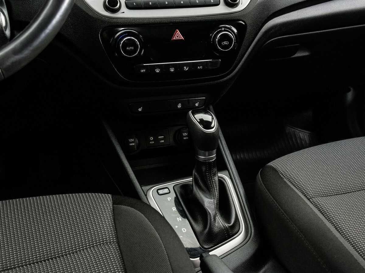 Купить Hyundai Solaris, 2017, 82 080 км.. Фото: #11