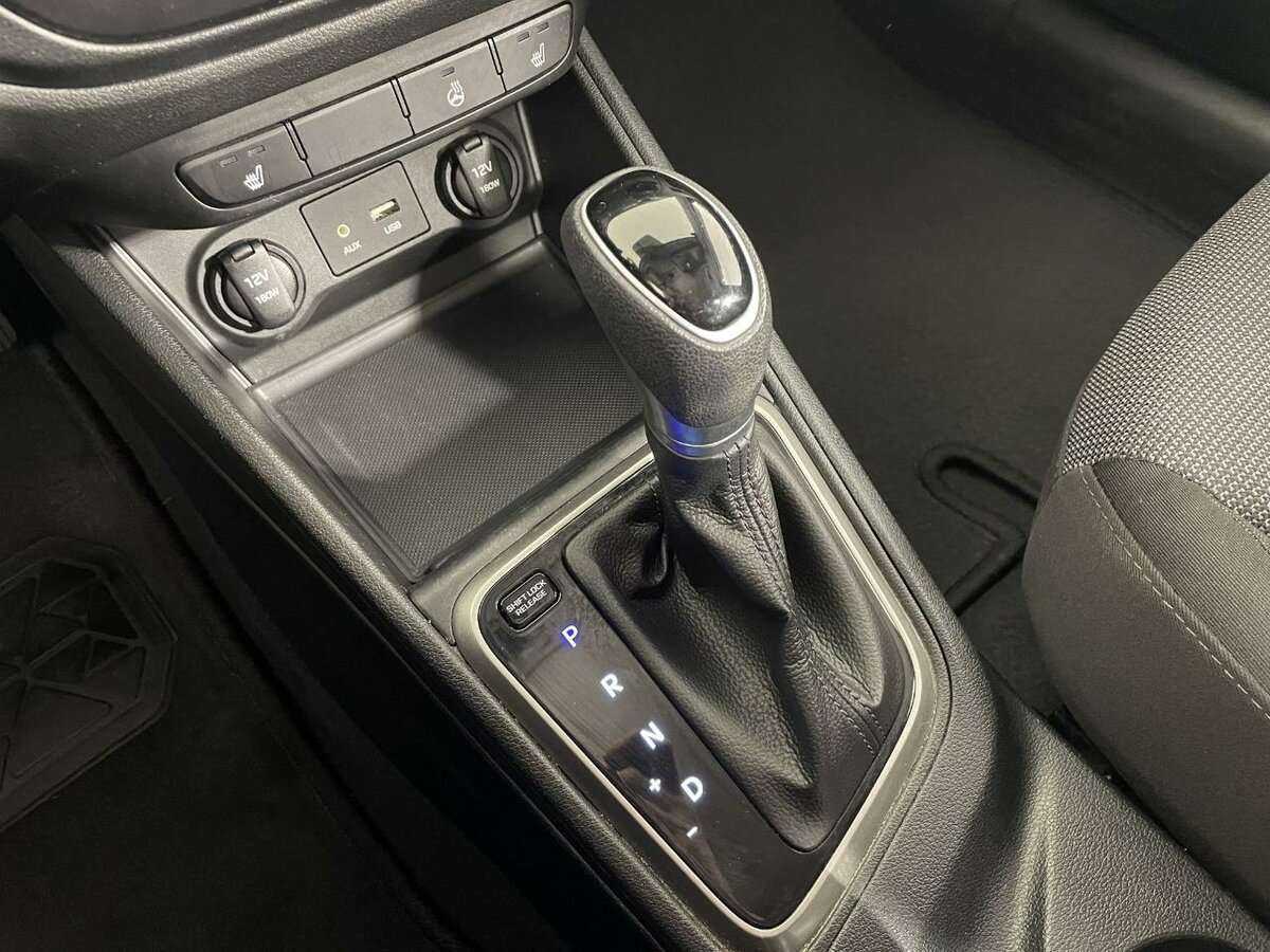 Купить Hyundai Solaris, 2018, 69 242 км.. Фото: #12