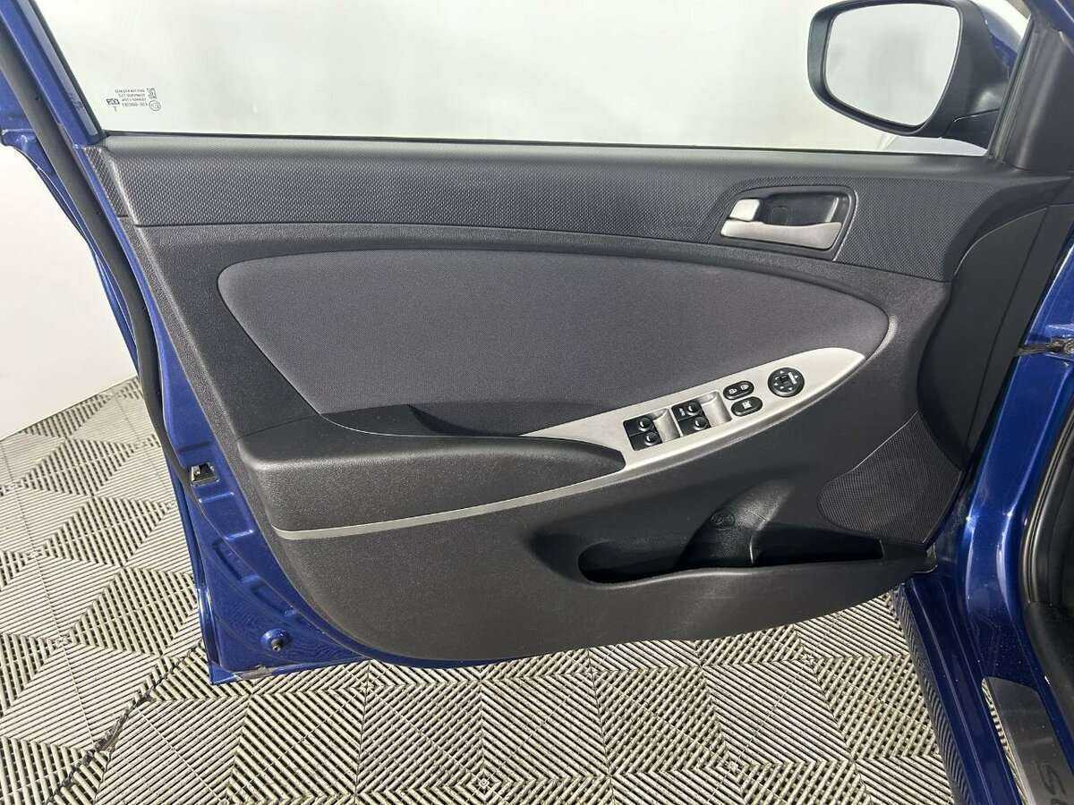 Купить Hyundai Solaris, 2016, 56 500 км.. Фото: #7