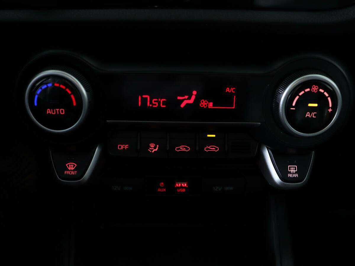 Купить Kia Rio, 2020, 54 000 км.. Фото: #16