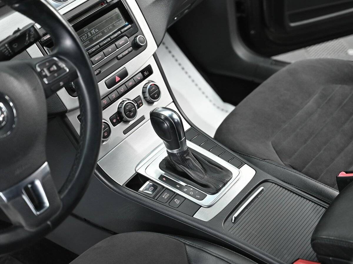 Купить Volkswagen Passat, 2012, 121 000 км.. Фото: #11