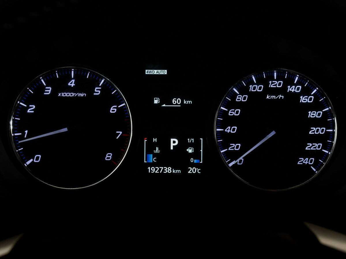 Купить Mitsubishi Outlander, 2014, 192 737 км.. Фото: #17