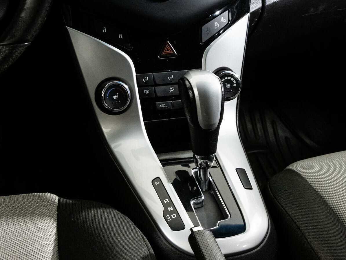 Купить Chevrolet Cruze, 2015, 137 804 км.. Фото: #9