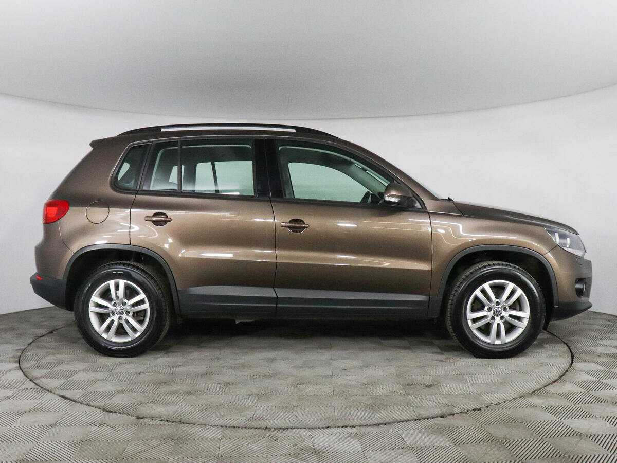 Купить Volkswagen Tiguan, 2015, 72 610 км.. Фото: #3
