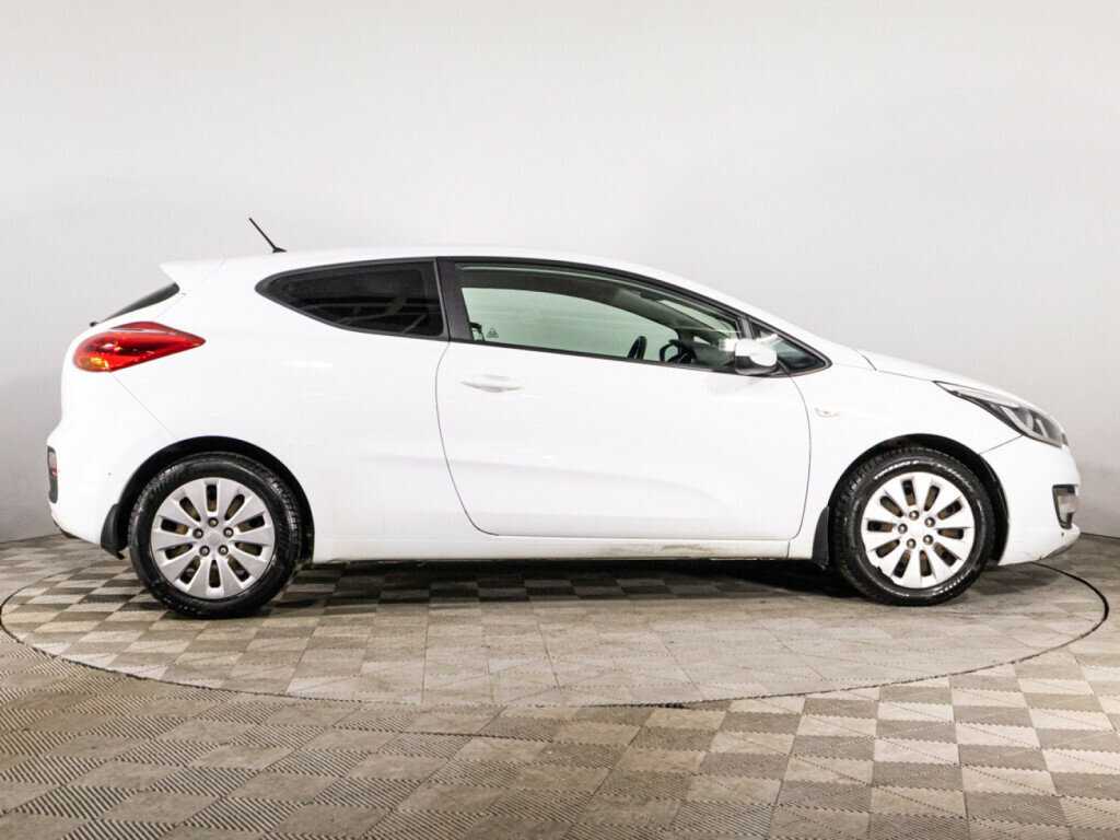 Купить Kia Ceed, 2013, 155 000 км.. Фото: #3
