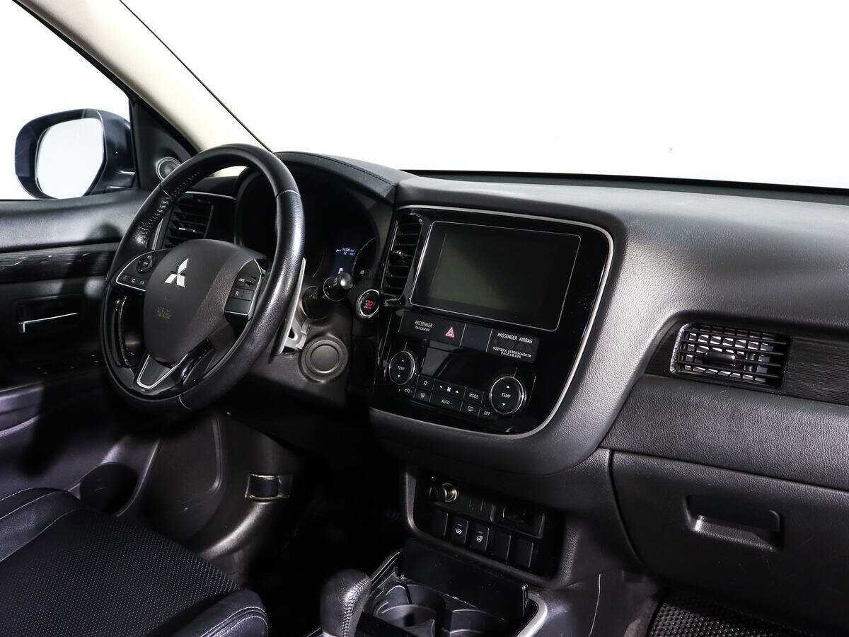 Купить Mitsubishi Outlander, 2017, 193 623 км.. Фото: #6
