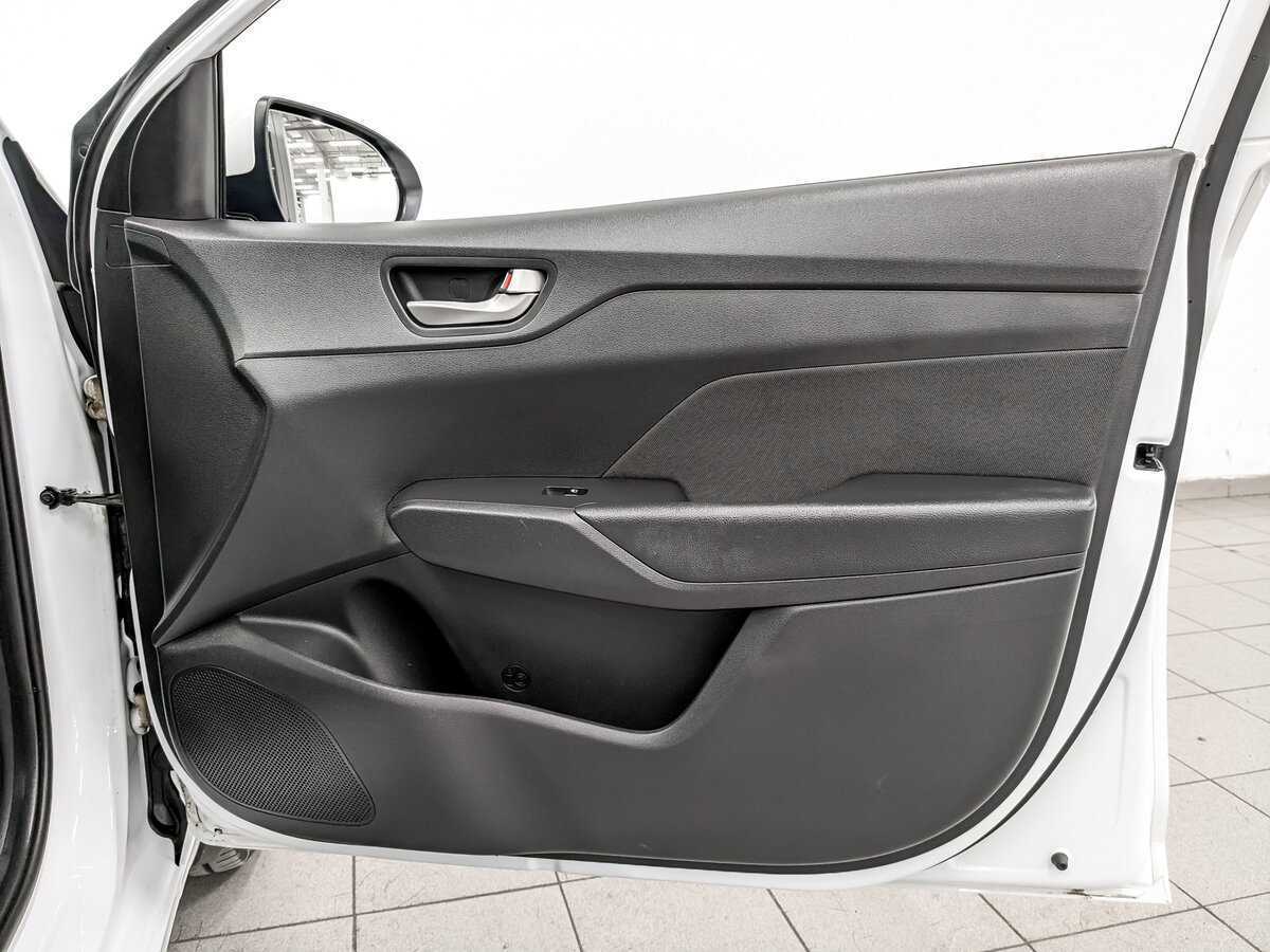 Купить Hyundai Solaris, 2017, 107 457 км.. Фото: #23