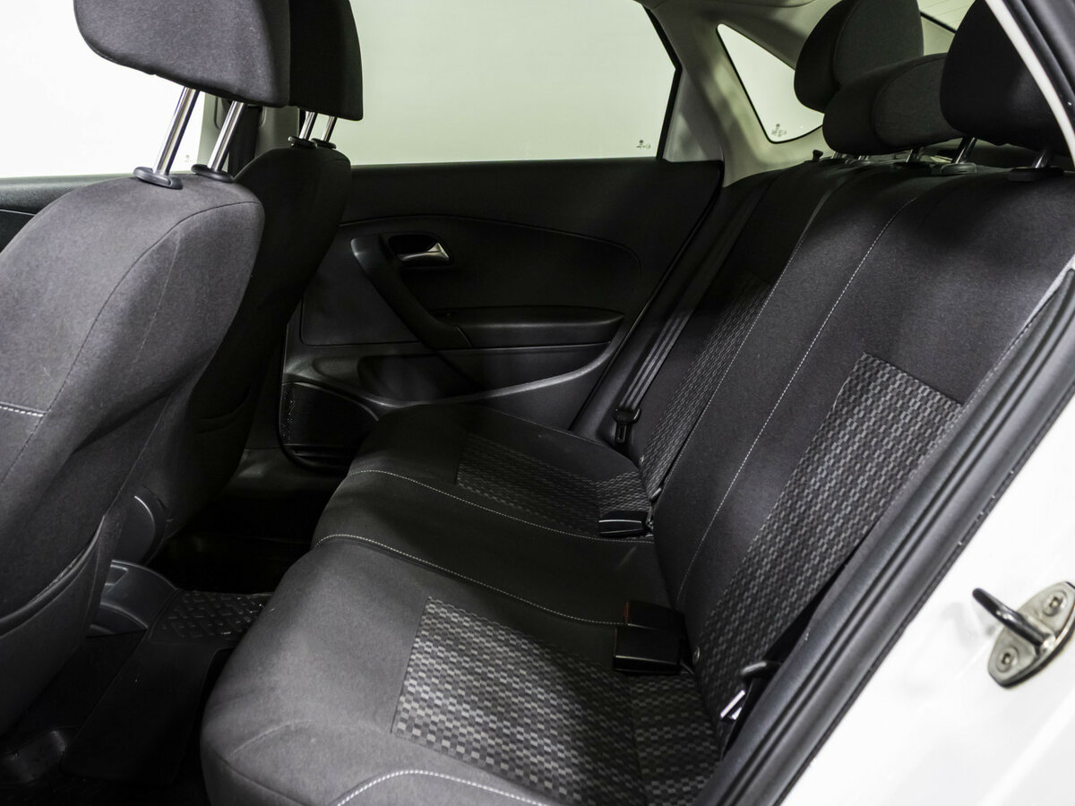 Купить Volkswagen Polo, 2016, 69 111 км.. Фото: #11