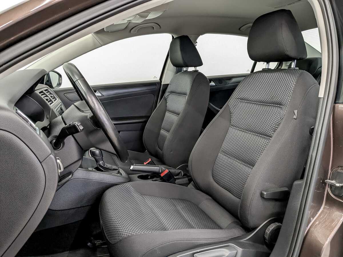 Купить Volkswagen Jetta, 2014, 129 595 км.. Фото: #19