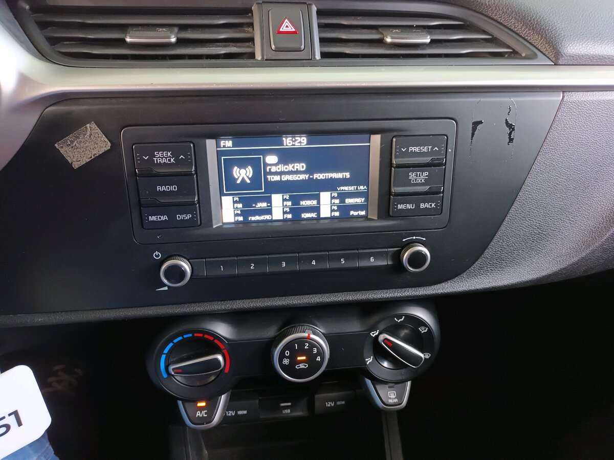 Купить Kia Rio, 2021, 89 378 км.. Фото: #15