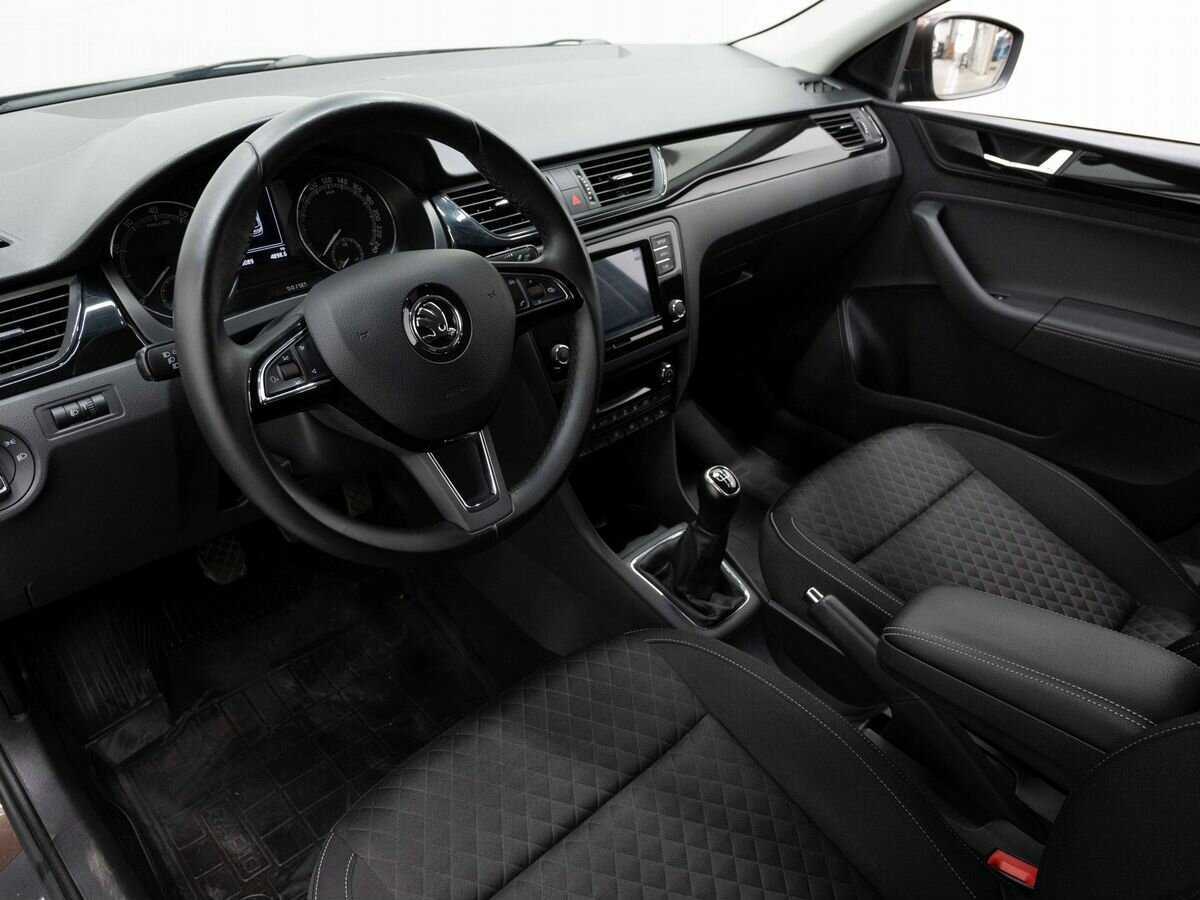 Купить Skoda Rapid, 2018, 98 000 км.. Фото: #8