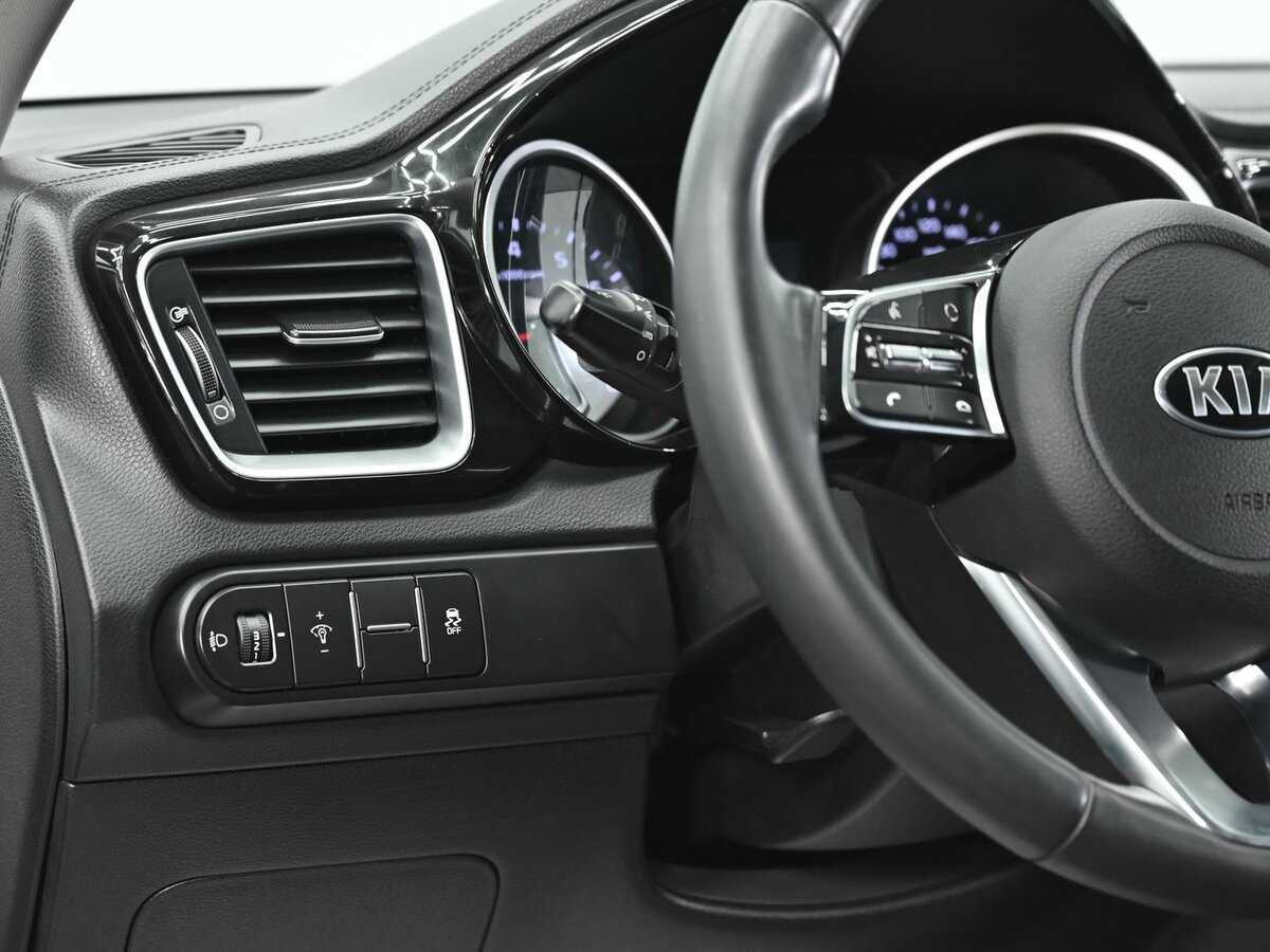 Купить Kia Ceed, 2019, 122 000 км.. Фото: #7