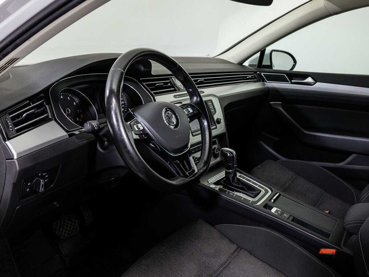 Купить Volkswagen Passat, 2016, 78 853 км.. Фото: #8