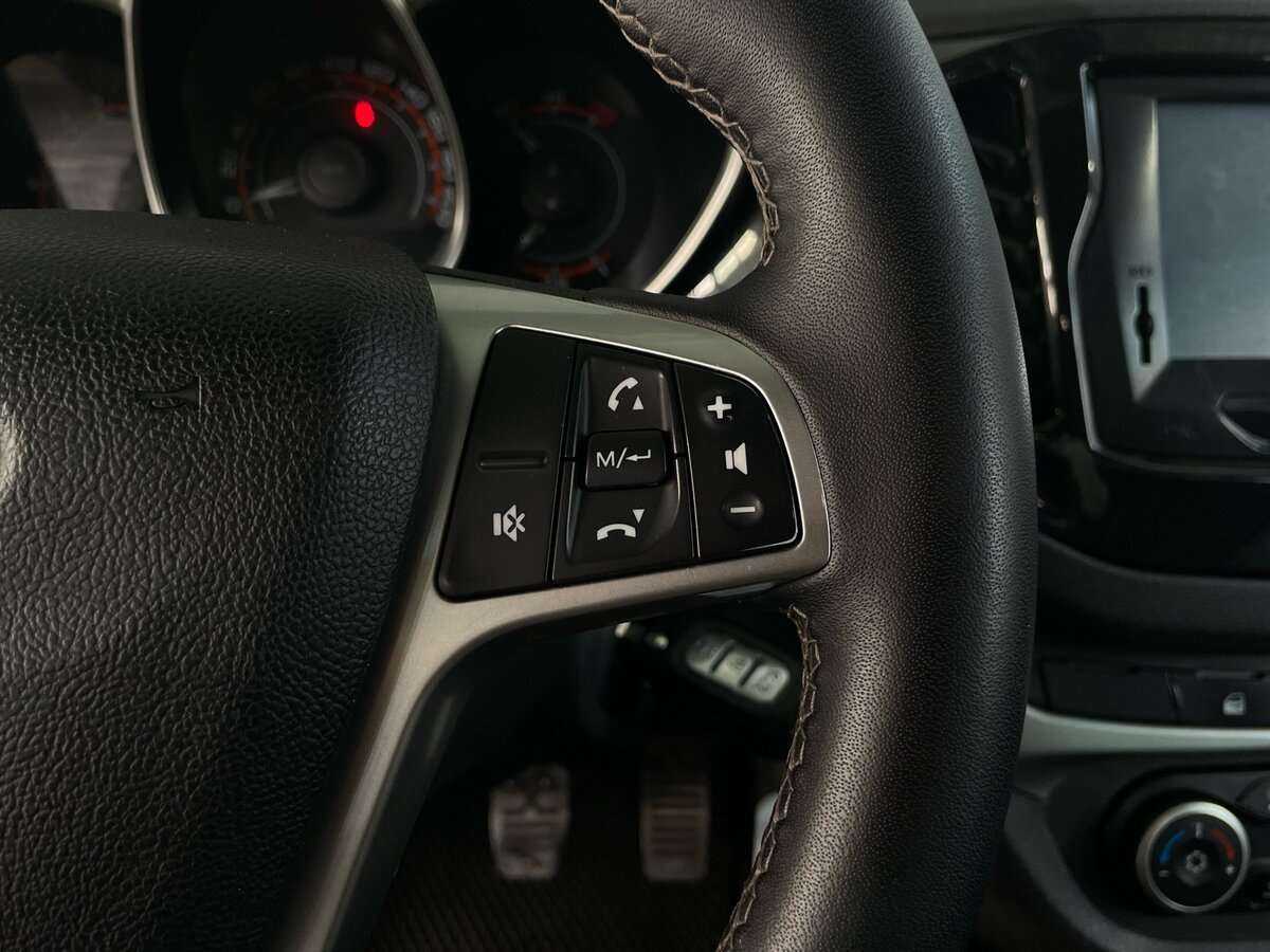 Купить Lada (ВАЗ) Vesta, 2017, 136 873 км.. Фото: #12