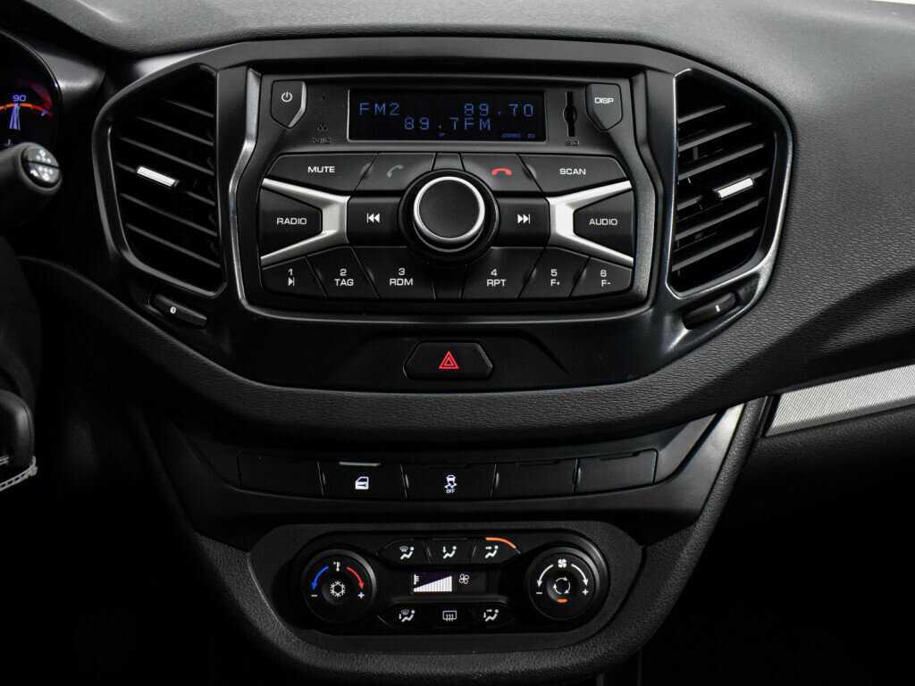 Купить Lada (ВАЗ) Vesta, 2019, 126 597 км.. Фото: #12