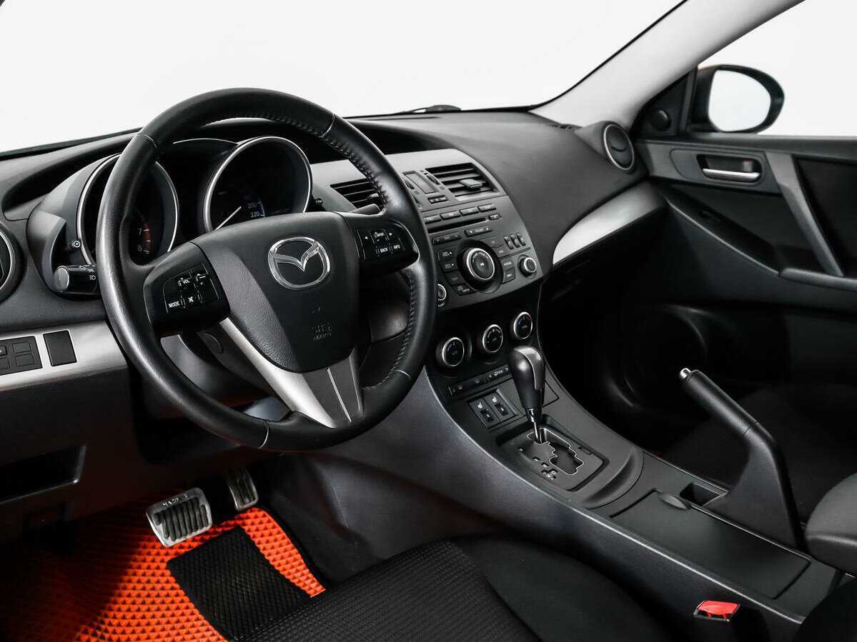 Купить Mazda 3, 2012, 105 799 км.. Фото: #8