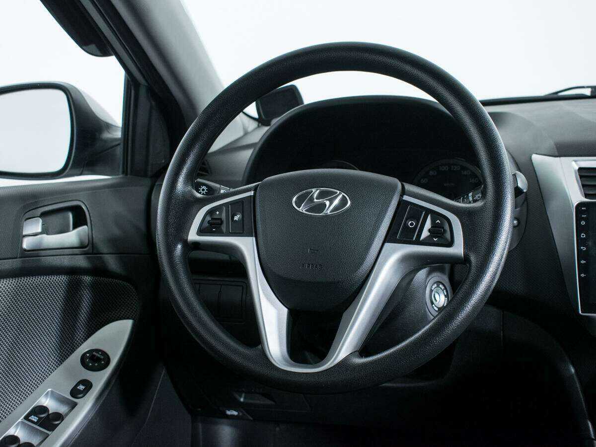 Купить Hyundai Solaris, 2012, 54 010 км.. Фото: #13