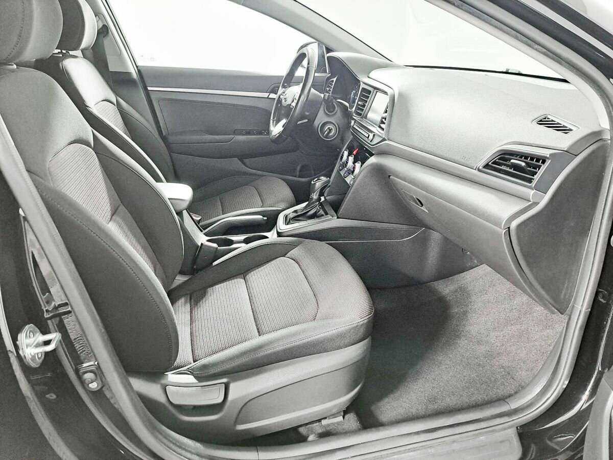 Купить Hyundai Elantra, 2019, 169 080 км.. Фото: #7