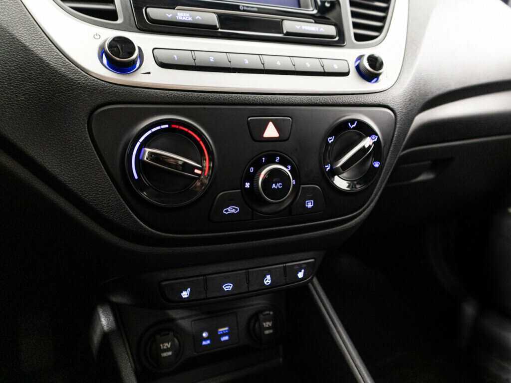 Купить Hyundai Solaris, 2018, 69 341 км.. Фото: #15