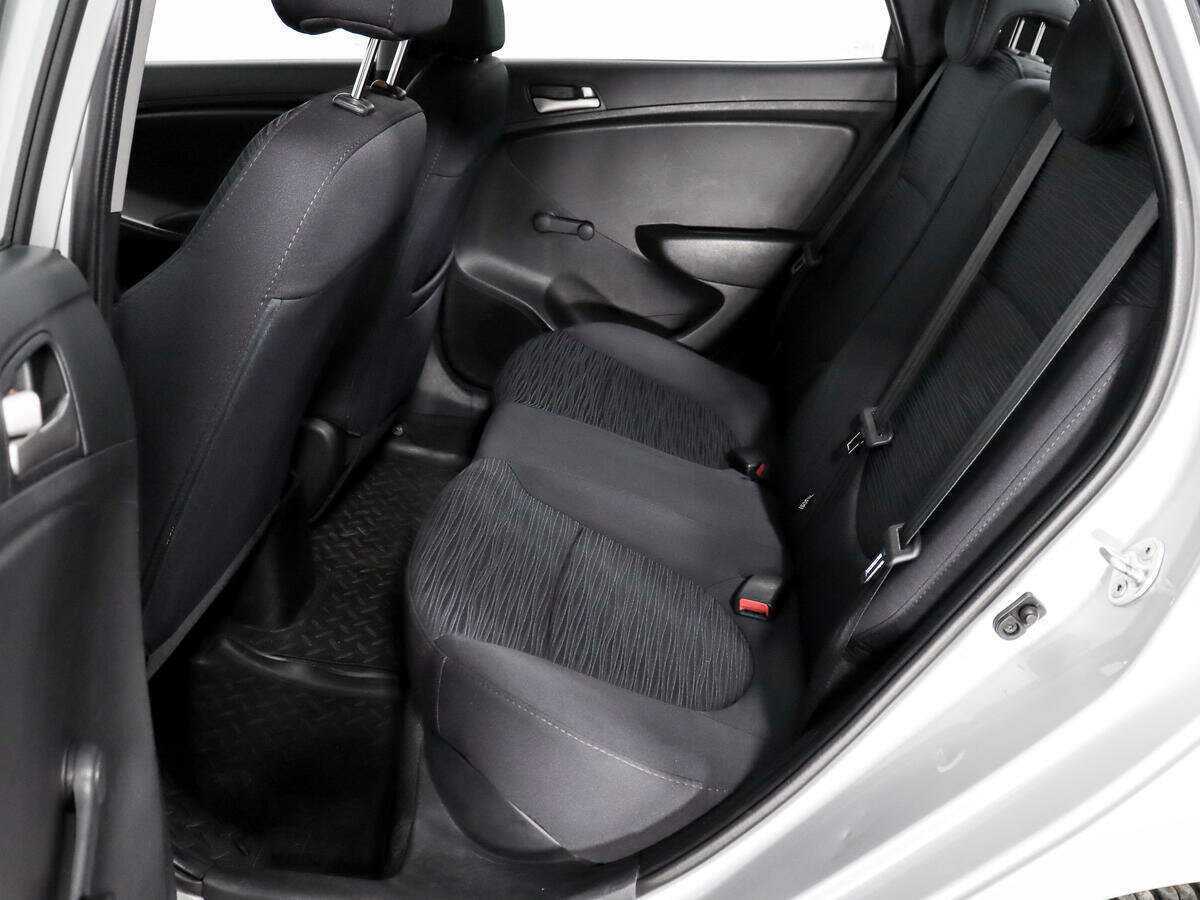 Купить Hyundai Solaris, 2016, 78 960 км.. Фото: #9