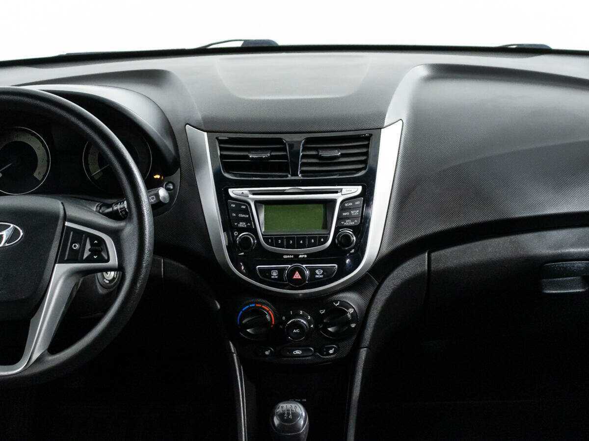 Купить Hyundai Solaris, 2012, 133 410 км.. Фото: #13