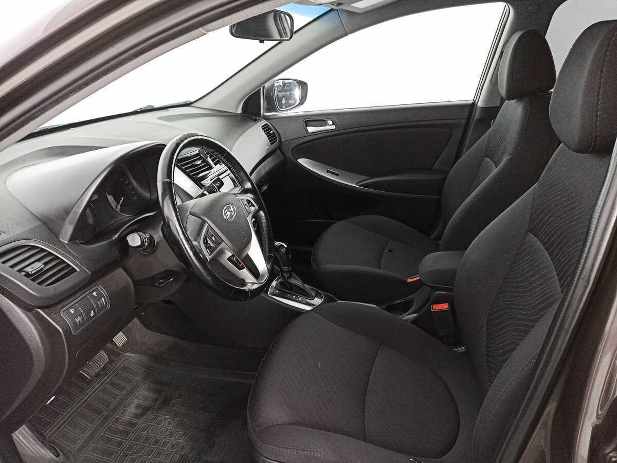 Купить Hyundai Solaris, 2015, 70 454 км.. Фото: #12