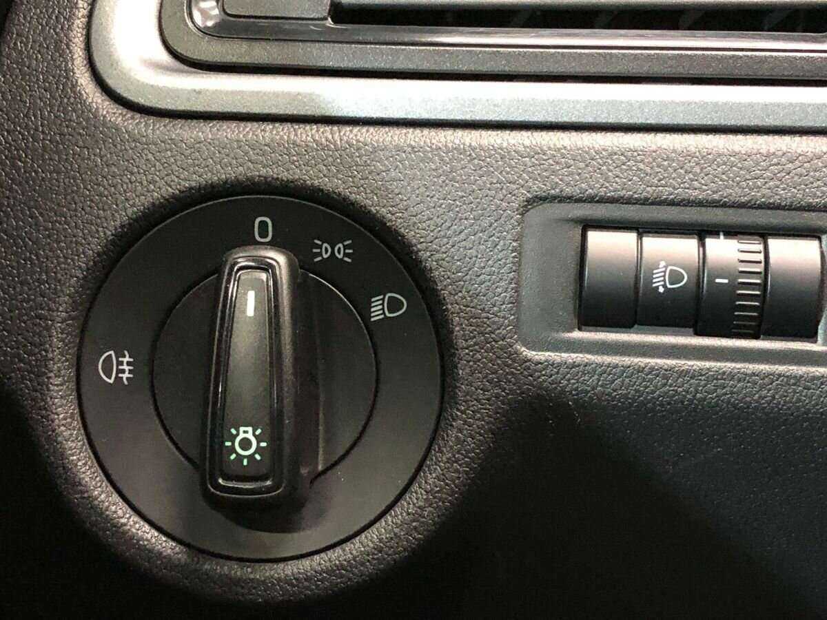 Купить Skoda Rapid, 2015, 150 050 км.. Фото: #15