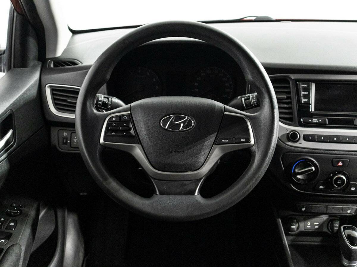 Купить Hyundai Solaris, 2018, 154 973 км.. Фото: #16