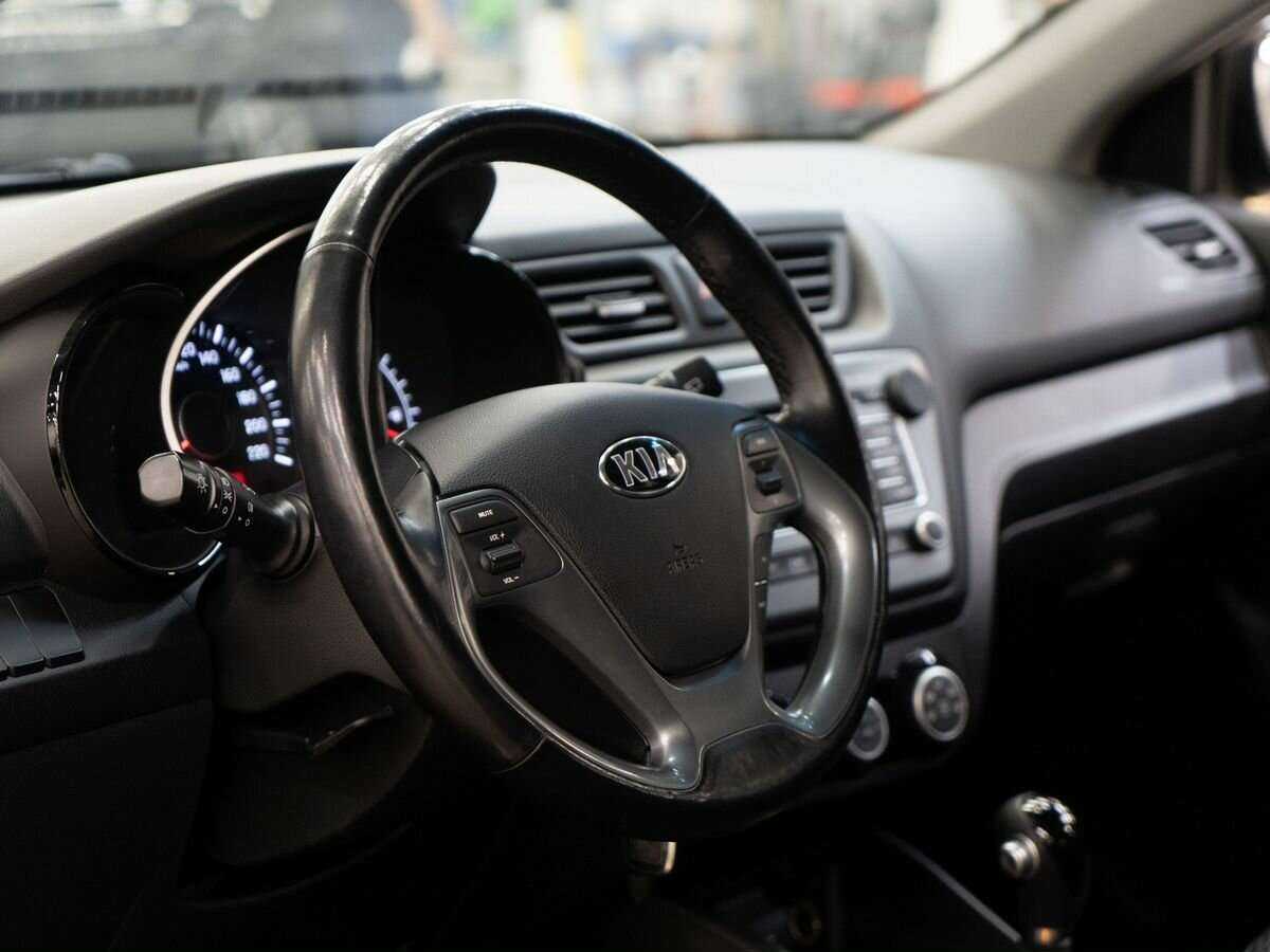 Купить Kia Rio, 2015, 88 315 км.. Фото: #4