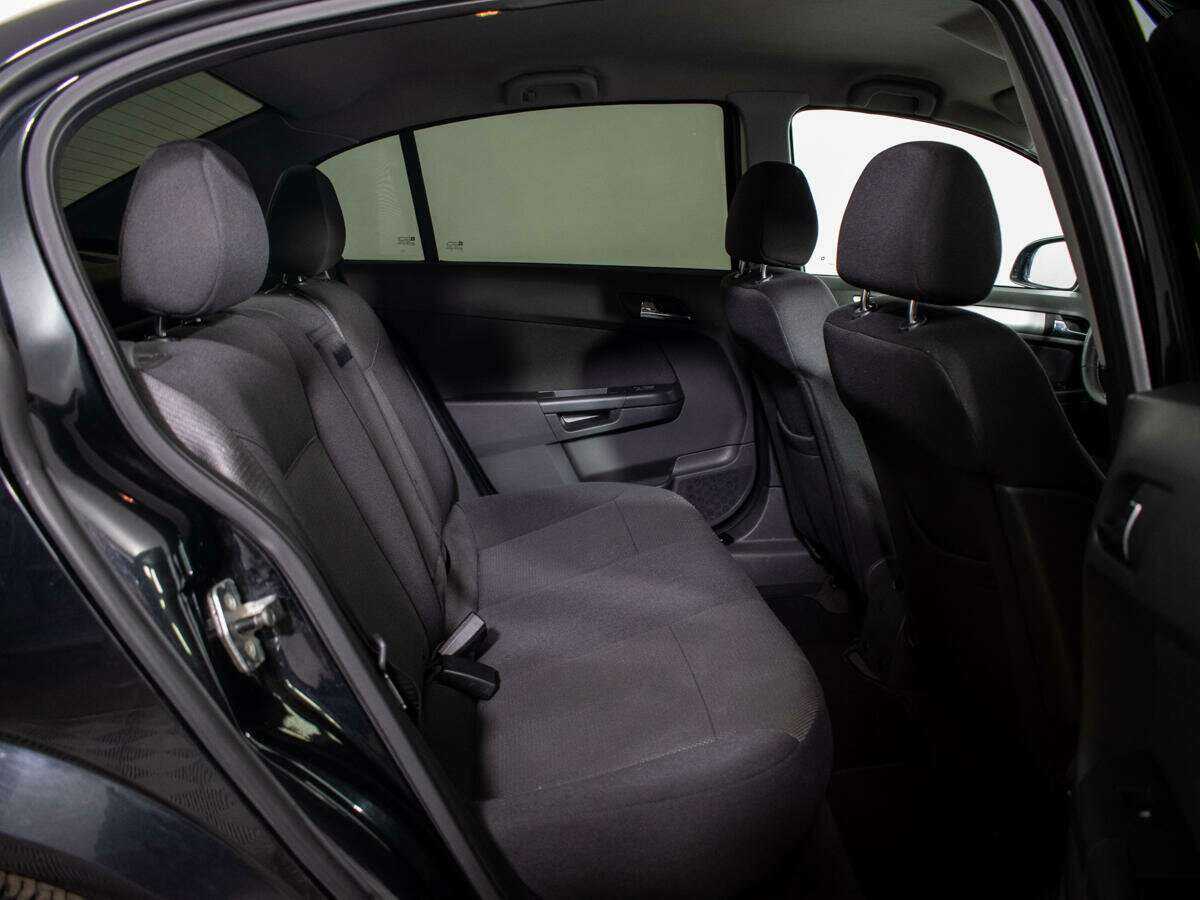 Купить Opel Astra, 2014, 164 474 км.. Фото: #7