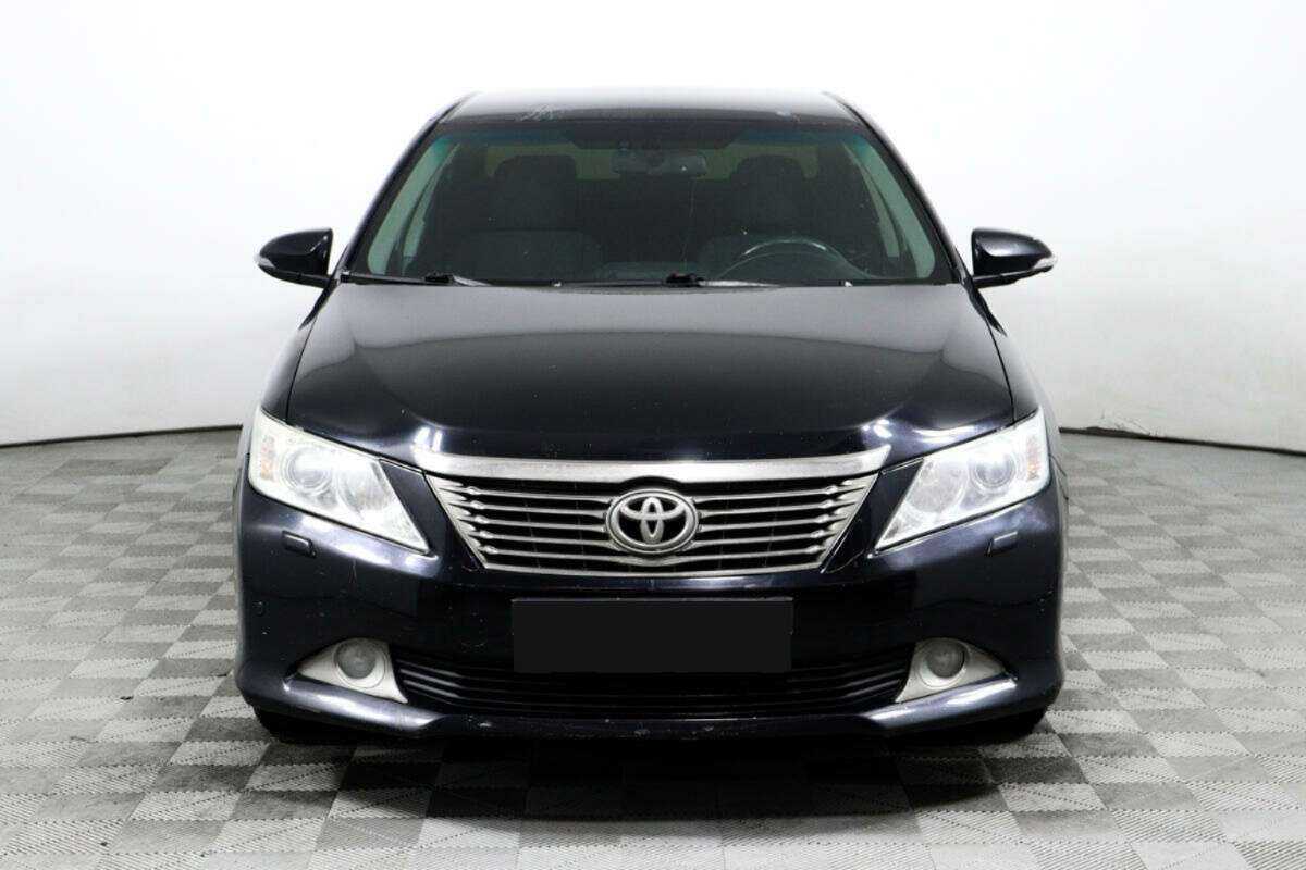 Купить Toyota Camry, 2012, 228 268 км.. Фото: #1