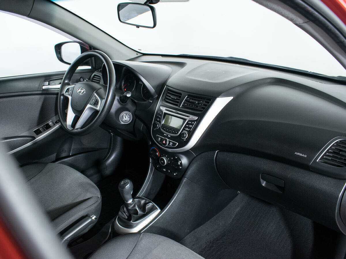 Купить Hyundai Solaris, 2012, 157 014 км.. Фото: #8